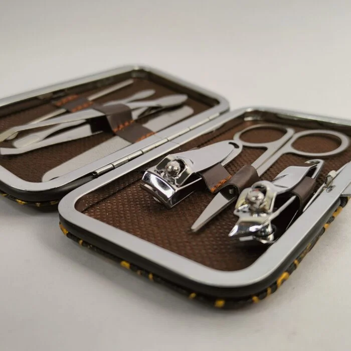 7 Pcs Stainless Steel Manicure Pedicure Nail Cutter Grooming Kit
